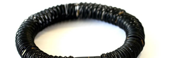 Felix Gill | contemporary jewellery | Spring Choker | mild steel / brass / copper | neck piece | 2011 |